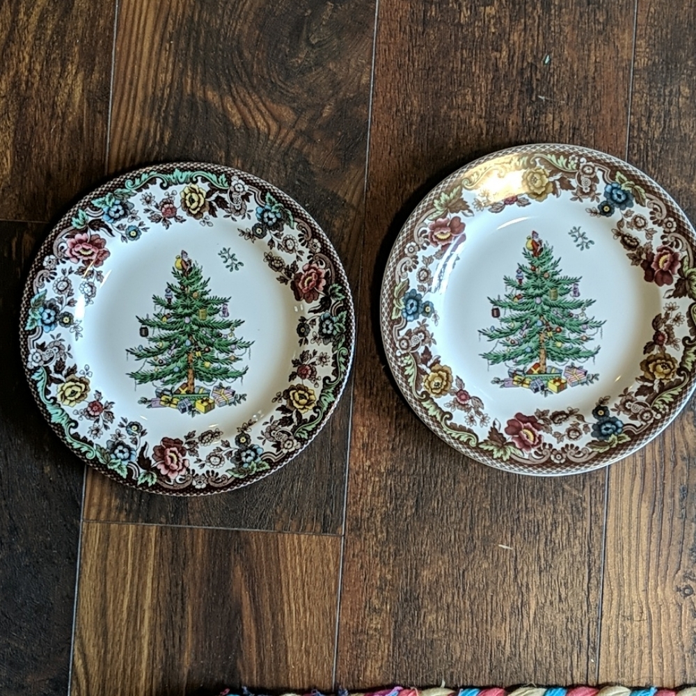 Pair of Christmastree Grove Dessert Plates Spode